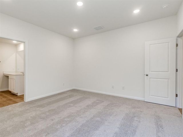 2041 Brush Creek Way, Newcastle, OK 73065