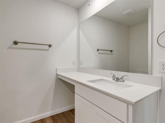2041 Brush Creek Way, Newcastle, OK 73065