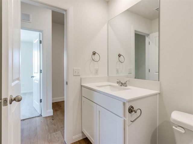 2041 Brush Creek Way, Newcastle, OK 73065