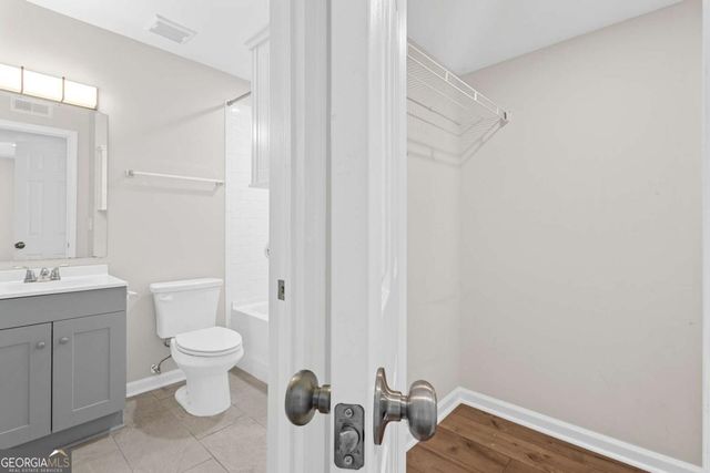 1166 Booth Road SW 407, Marietta, GA 30008