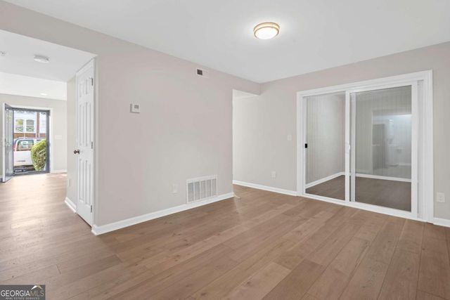 1166 Booth Road SW 407, Marietta, GA 30008