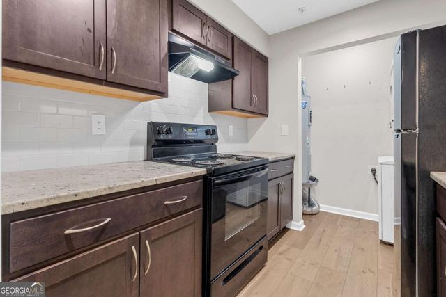 1166 Booth Road SW 407, Marietta, GA 30008