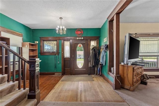 602 W Walnut Street, Grain Valley, MO 64029