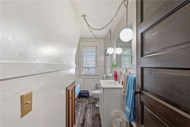 602 W Walnut Street, Grain Valley, MO 64029