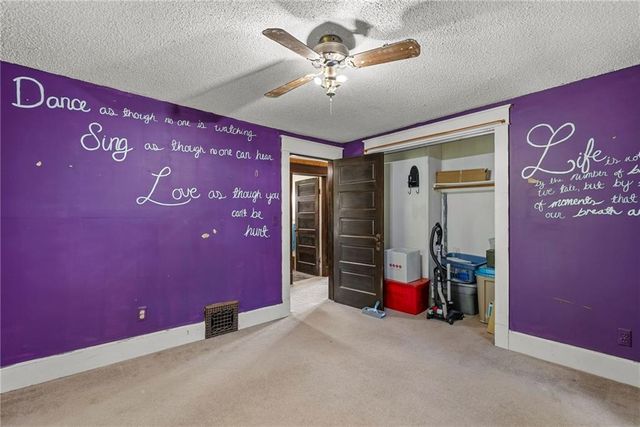 602 W Walnut Street, Grain Valley, MO 64029