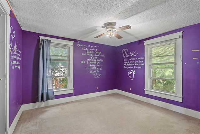 602 W Walnut Street, Grain Valley, MO 64029