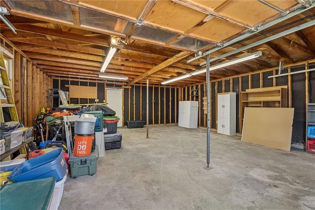 602 W Walnut Street, Grain Valley, MO 64029