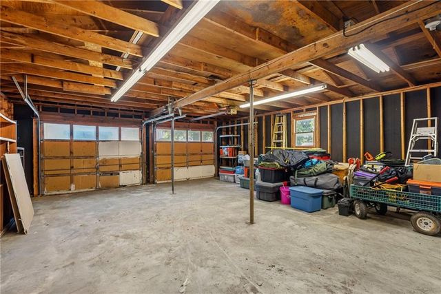 602 W Walnut Street, Grain Valley, MO 64029