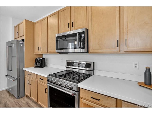 2391 Whistler Dr, Longmont, CO 80504