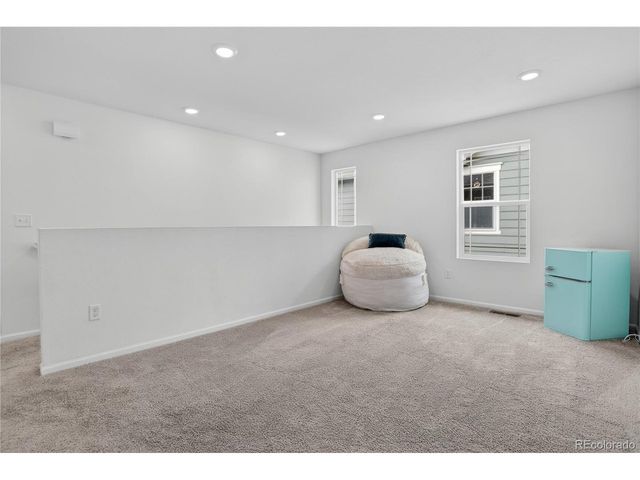 2391 Whistler Dr, Longmont, CO 80504