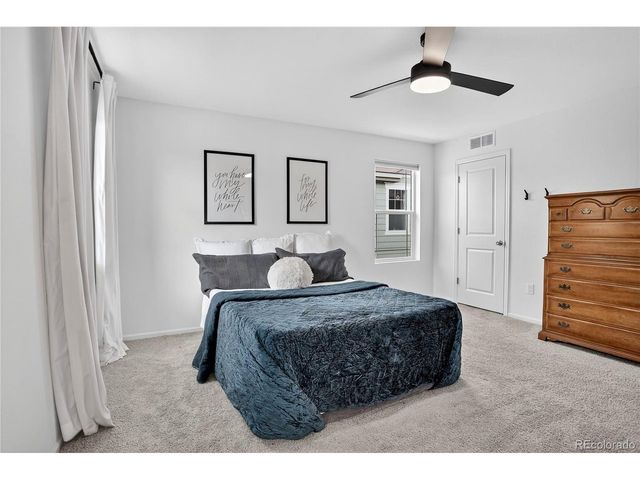 2391 Whistler Dr, Longmont, CO 80504