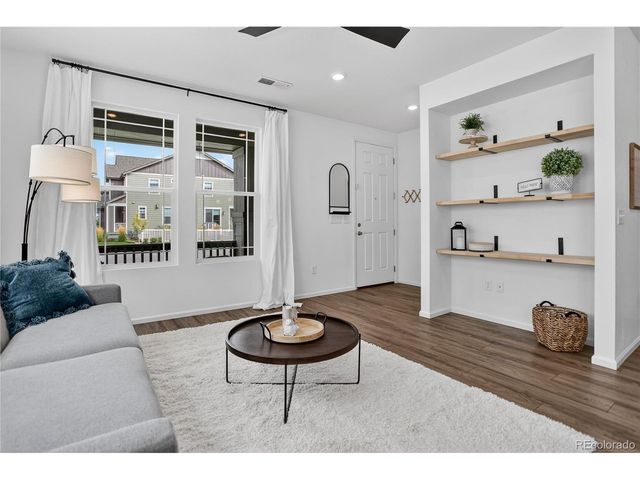 2391 Whistler Dr, Longmont, CO 80504