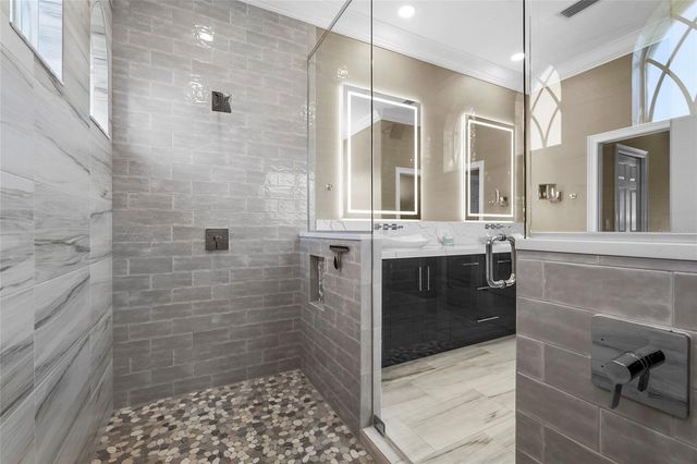 254 PESARO DRIVE, North Venice, FL 34275