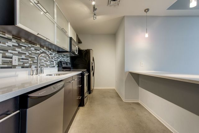 2115 Yeaman Pl Apt 216, Nashville, TN 37206