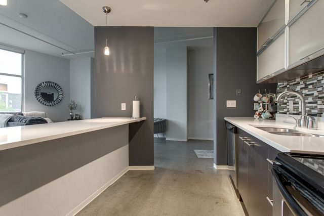 2115 Yeaman Pl Apt 216, Nashville, TN 37206