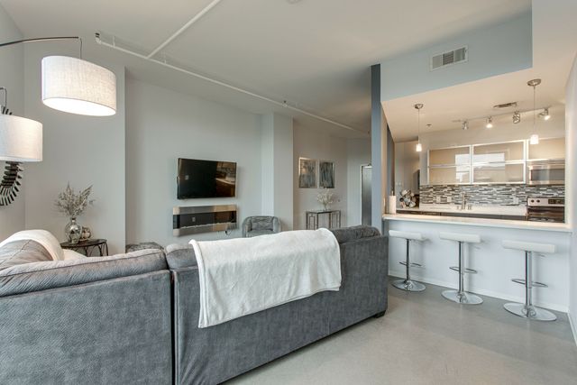 2115 Yeaman Pl Apt 216, Nashville, TN 37206