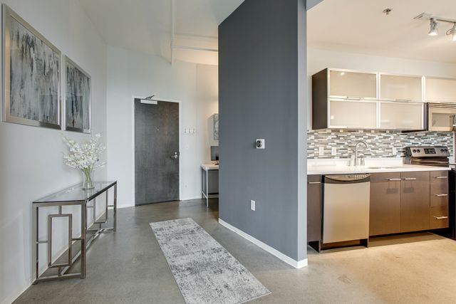 2115 Yeaman Pl Apt 216, Nashville, TN 37206