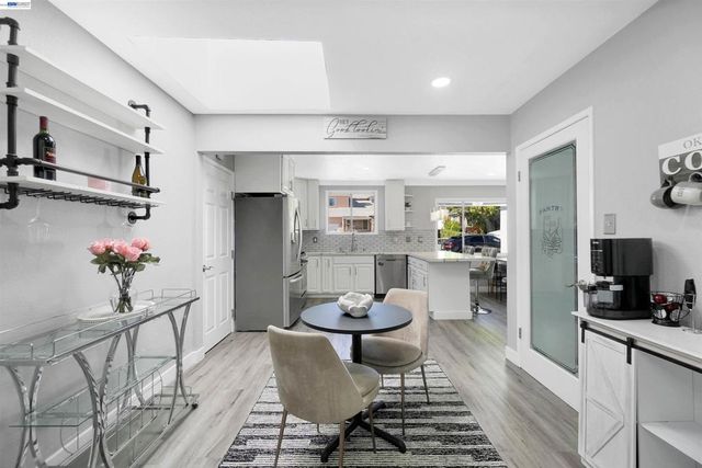 4315 Omega Ave, Castro Valley, CA 94546