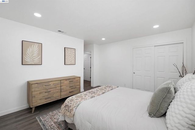 4315 Omega Ave, Castro Valley, CA 94546