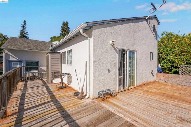 4315 Omega Ave, Castro Valley, CA 94546