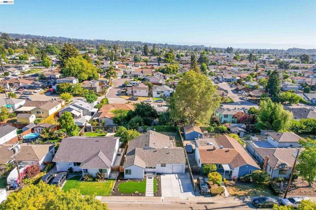 4315 Omega Ave, Castro Valley, CA 94546
