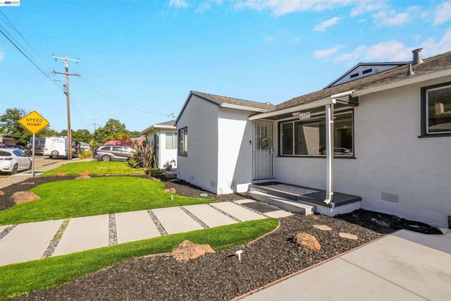 4315 Omega Ave, Castro Valley, CA 94546