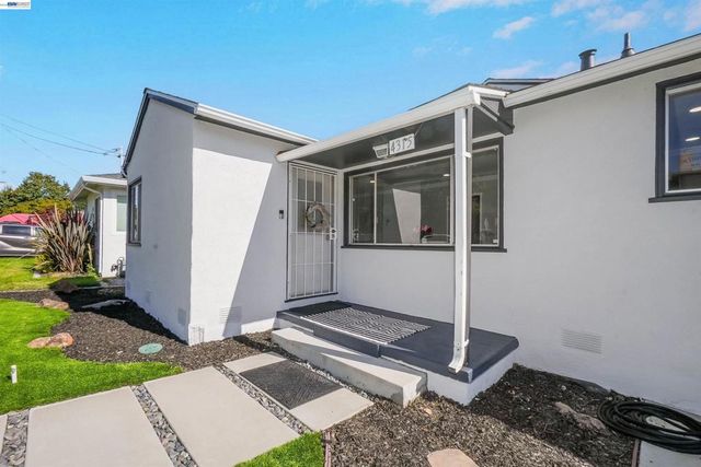 4315 Omega Ave, Castro Valley, CA 94546