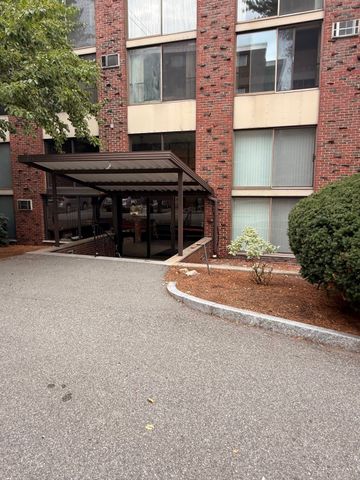 993 Massachusetts 119, Arlington, MA 02476