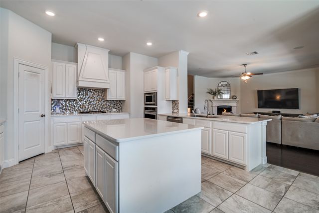 4214 Selborne Drive, Rockwall, TX 75032