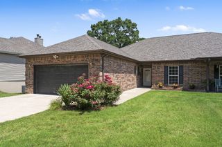 457 Avondale Drive, Branson, MO 65616