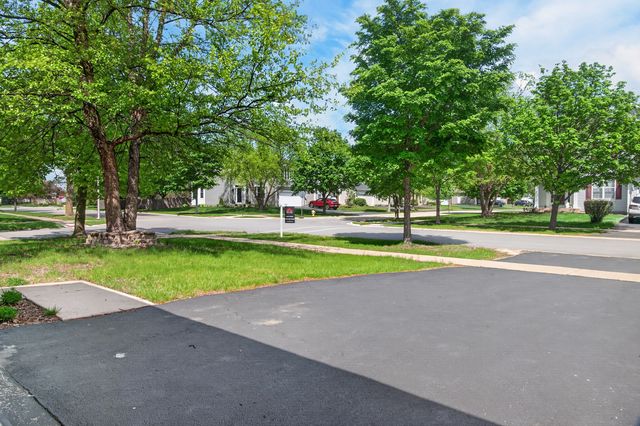 731 Sapphire Drive, Bolingbrook, IL 60490