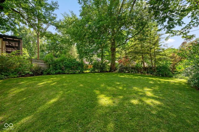 5780 Broadway Street, Indianapolis, IN 46220