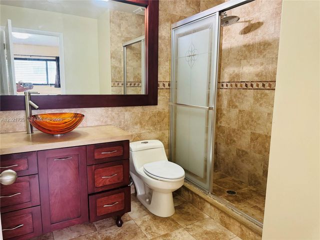 9715 Hammocks Blvd 103, Miami, FL 33196