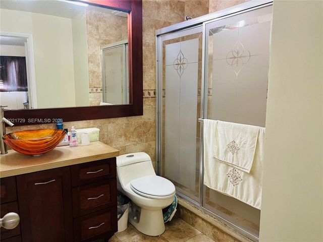 9715 Hammocks Blvd 103, Miami, FL 33196