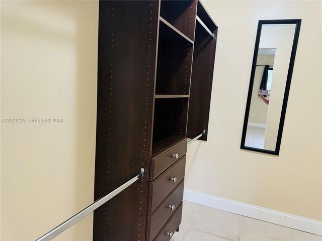 9715 Hammocks Blvd 103, Miami, FL 33196