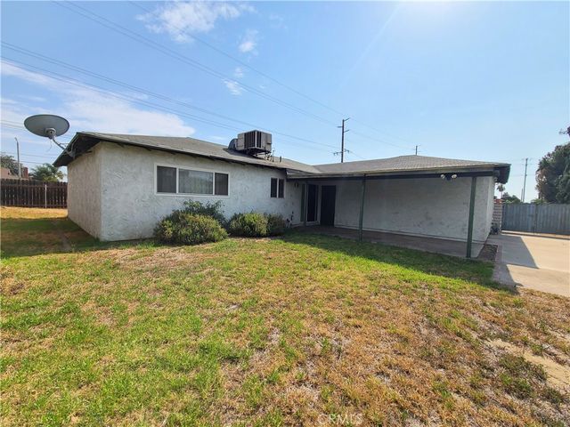 1602 James Court, Redlands, CA 92374