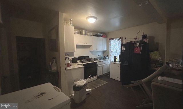 71 POPLAR ST, Penns Grove, NJ 08069