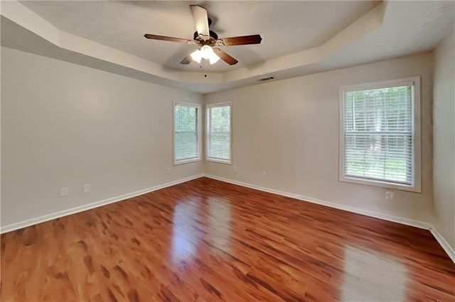 7318 Coral Lake Drive, Flowery Branch, GA 30542