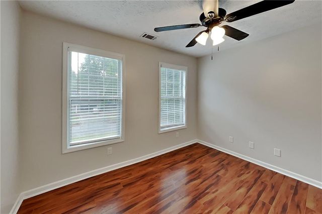 7318 Coral Lake Drive, Flowery Branch, GA 30542