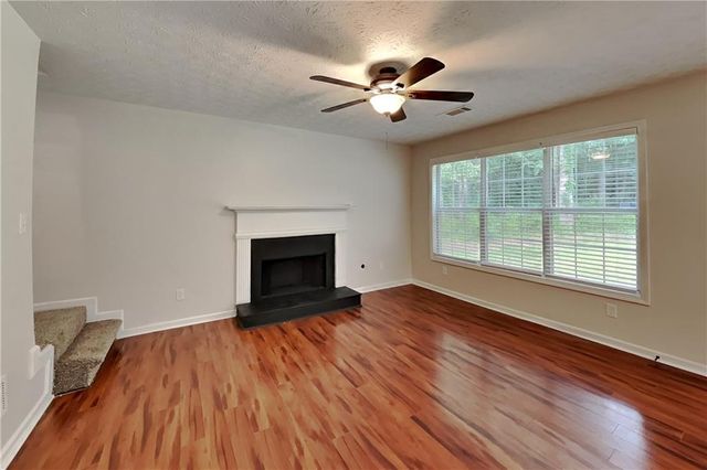 7318 Coral Lake Drive, Flowery Branch, GA 30542