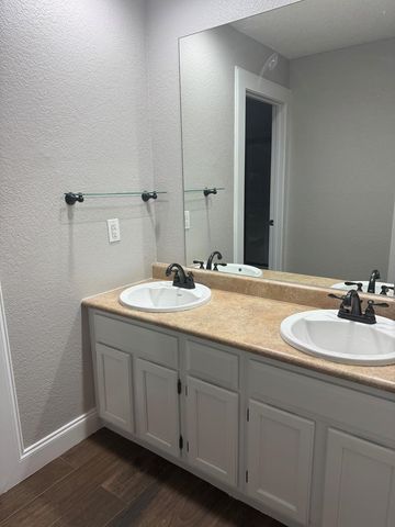 4518 Fairgate Dr, Midland, TX 79707