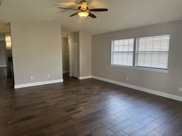 4518 Fairgate Dr, Midland, TX 79707