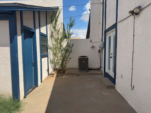 4518 Fairgate Dr, Midland, TX 79707