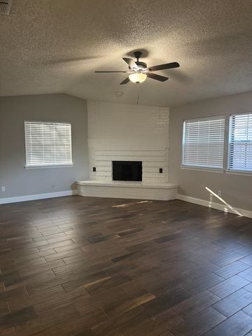 4518 Fairgate Dr, Midland, TX 79707