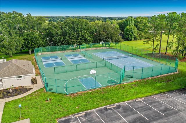9833 SPRING LAKE DRIVE, Clermont, FL 34711