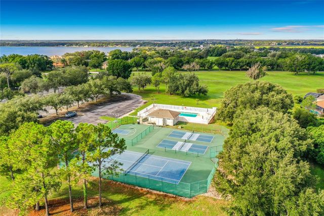 9833 SPRING LAKE DRIVE, Clermont, FL 34711