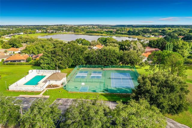 9833 SPRING LAKE DRIVE, Clermont, FL 34711