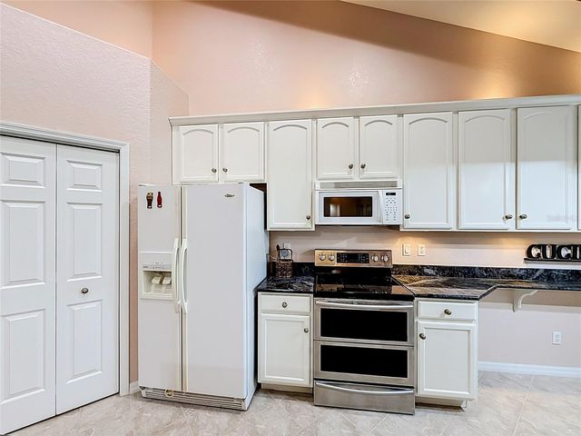 9833 SPRING LAKE DRIVE, Clermont, FL 34711