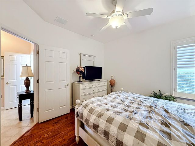 9833 SPRING LAKE DRIVE, Clermont, FL 34711