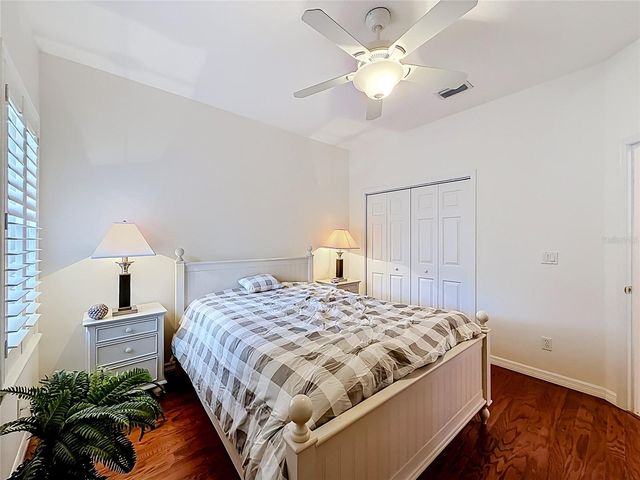 9833 SPRING LAKE DRIVE, Clermont, FL 34711